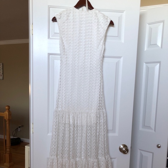 White dress - Picture 2 of 2